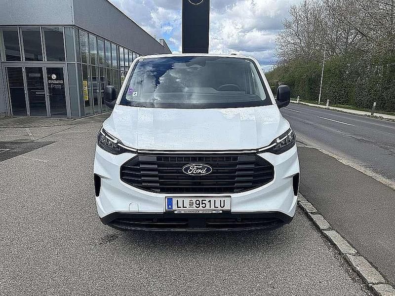 Frost weiß Gebraucht 2024 Ford Transit Custom Trend Van | € 35.990 (Teuer) - Bild 1/4