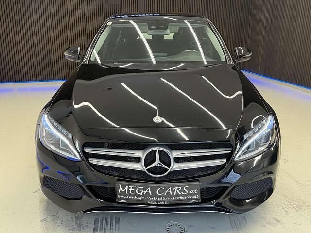 Gebraucht Mercedes C180 116 PS (85 kW) 2017 Schwarz Limousine