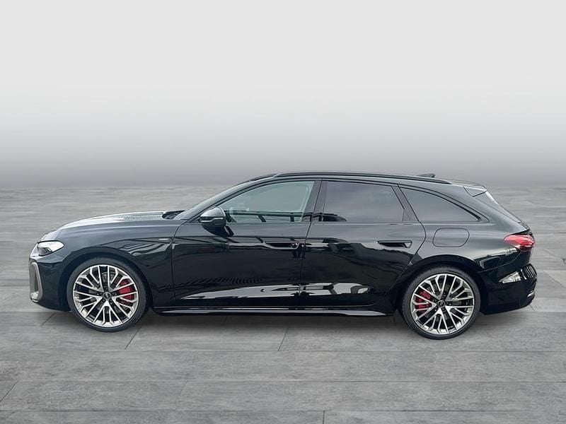 Neu Audi A5 367 PS (269 kW) 2026 Schwarz  metallicperleffektno Kombi