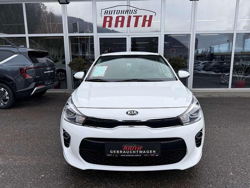 Gebraucht Kia Rio Silver 84 PS (61 kW) 2018 Weiß Kleinwagen