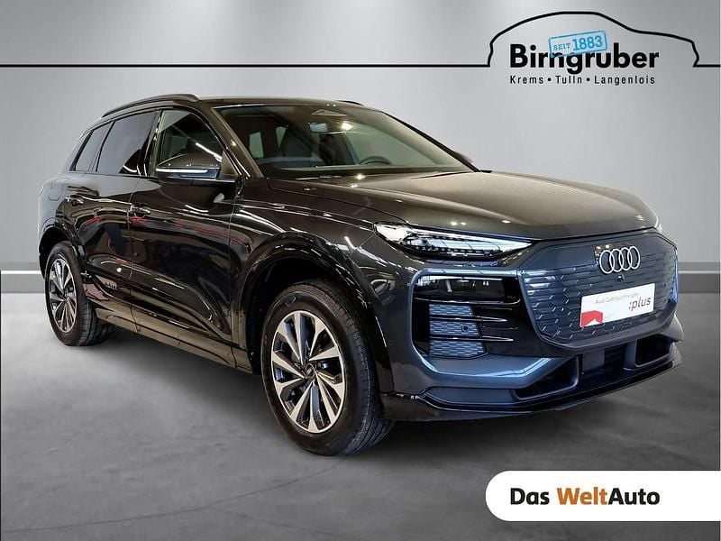 Hellgrau metallic Neu 2025 Audi Q6 e-tron Ambiente SUV | € 73.990 (Guter Preis) - Bild 1/4