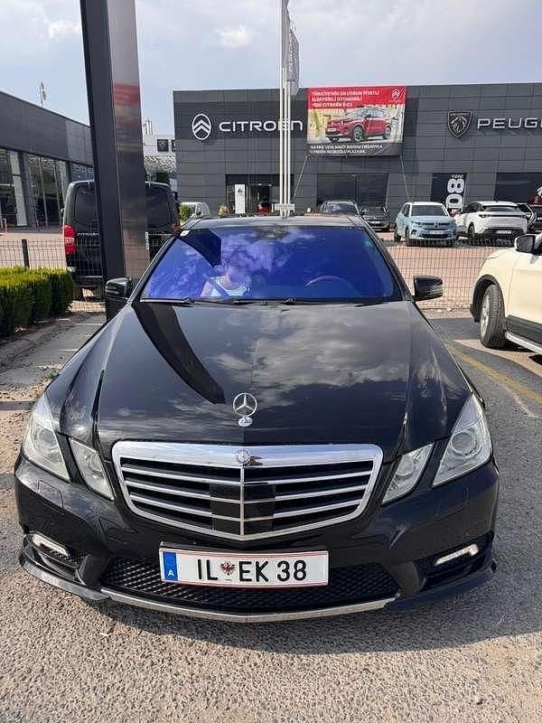 Gebraucht Mercedes E350 Avantgarde 231 PS (169 kW) 2010 Schwarz Limousine