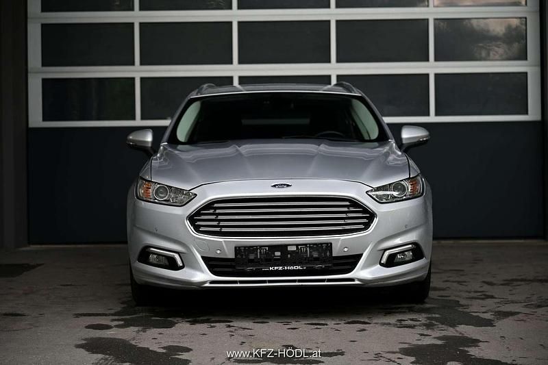 Gebraucht Ford Mondeo Trend 150 PS (110 kW) 2016 Silber Kombi