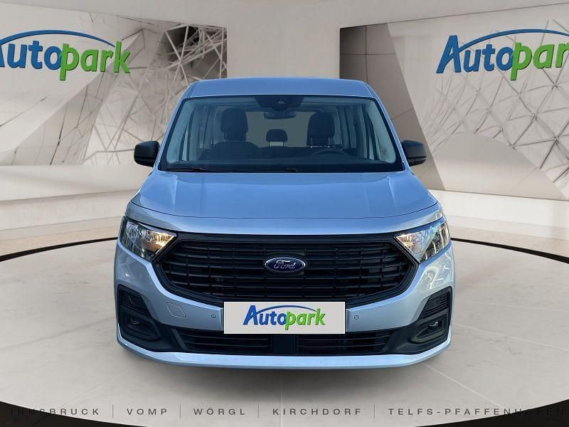 Neu Ford Tourneo Trend 150 PS (110 kW) 2026 Silber Van / Kleinbus