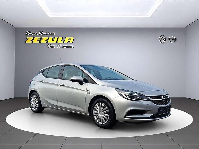 Gebraucht Opel Astra Edition 110 PS (80 kW) 2015 Silber Kleinwagen
