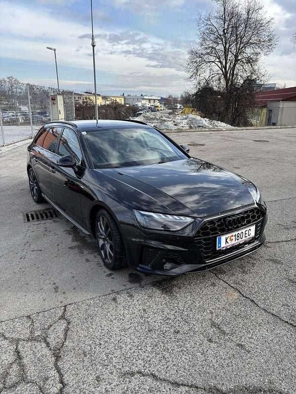 Gebraucht Audi A4 S-Line 204 PS (150 kW) 2024 Schwarz Kombi