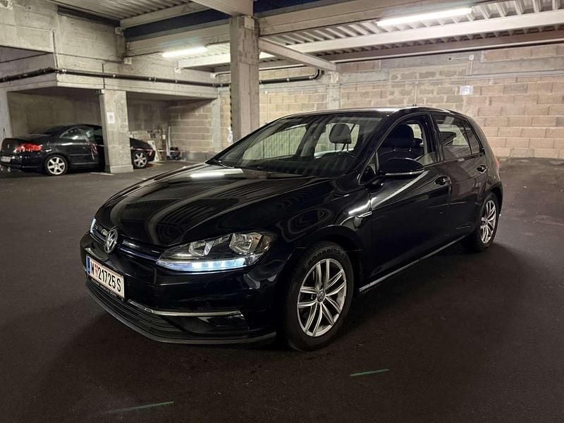 Gebraucht 2018 VW Golf VII Comfortline Limousine | € 15.500 (Guter Preis) - Bild 1/4
