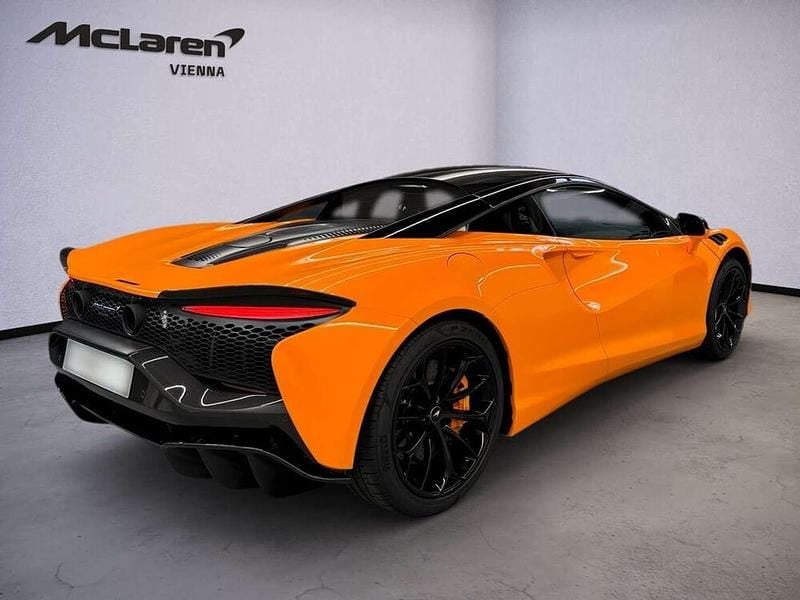 Gebraucht McLaren Artura 680 PS (500 kW) 2024 Orange Coupé