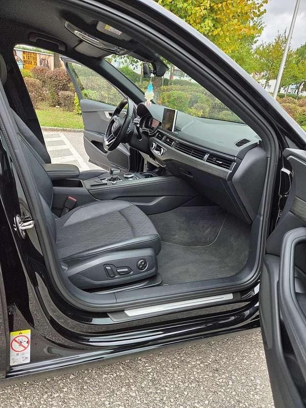 Gebraucht Audi A4 Design 150 PS (110 kW) 2019 Schwarz Limousine