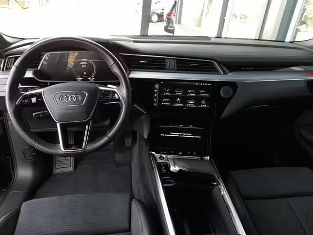 Gebraucht Audi e-tron S-Line 230 kW (313 PS) 2022 Schwarz SUV