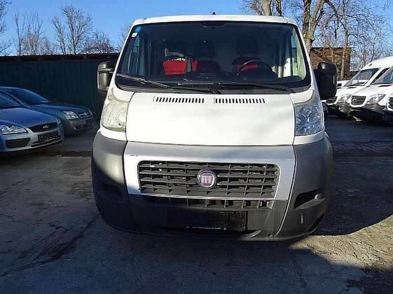 Weiß Gebraucht 2013 Fiat Ducato Van | € 7.990 (Guter Preis) - Bild 1/4