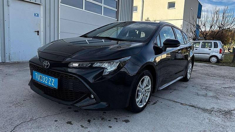 Gebraucht Toyota Corolla Active 116 PS (85 kW) 2020 Schwarz Kombi