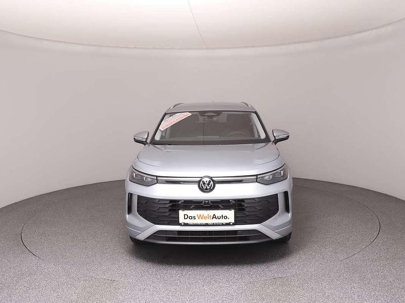 Gebraucht VW Tayron 150 PS (110 kW) 2025 Silber SUV