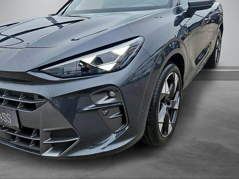 Neu Cupra Terramar 150 PS (110 kW) 2026 Dunkelgrau  metallic SUV