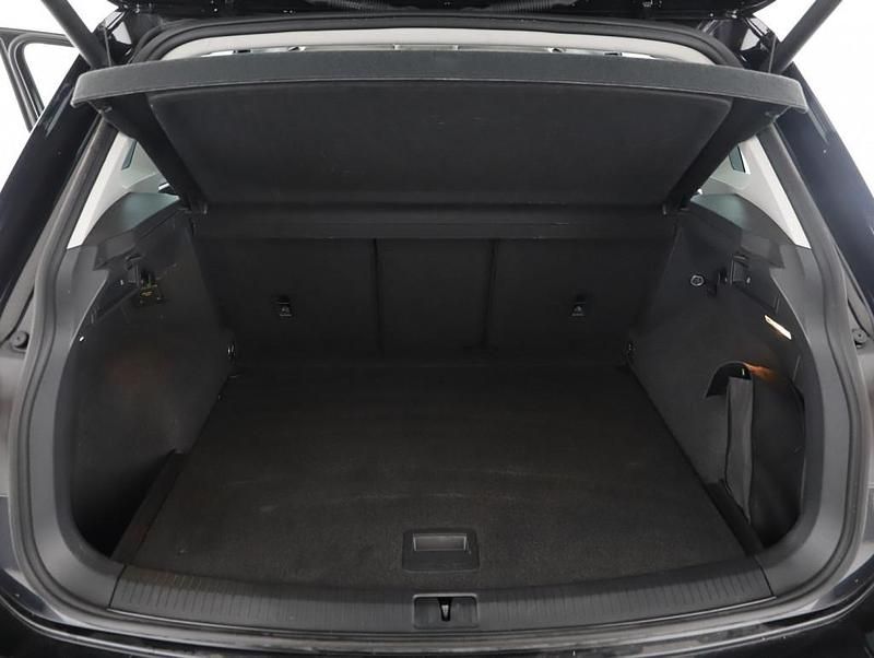 Gebraucht VW Tiguan Elegance 150 PS (110 kW) 2021 Schwarz  metallicperleffektno SUV