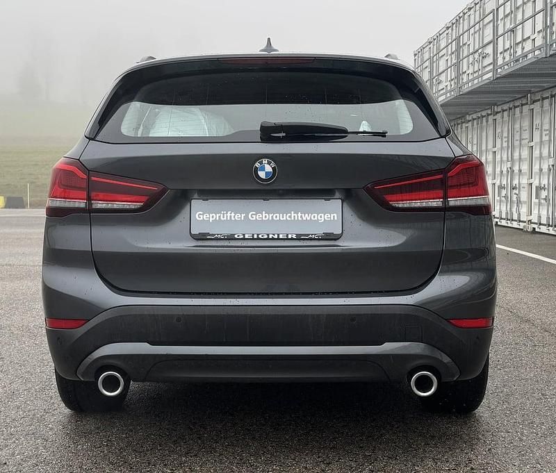 Gebraucht BMW X1 150 PS (110 kW) 2019 Mittelgrau  metallic SUV