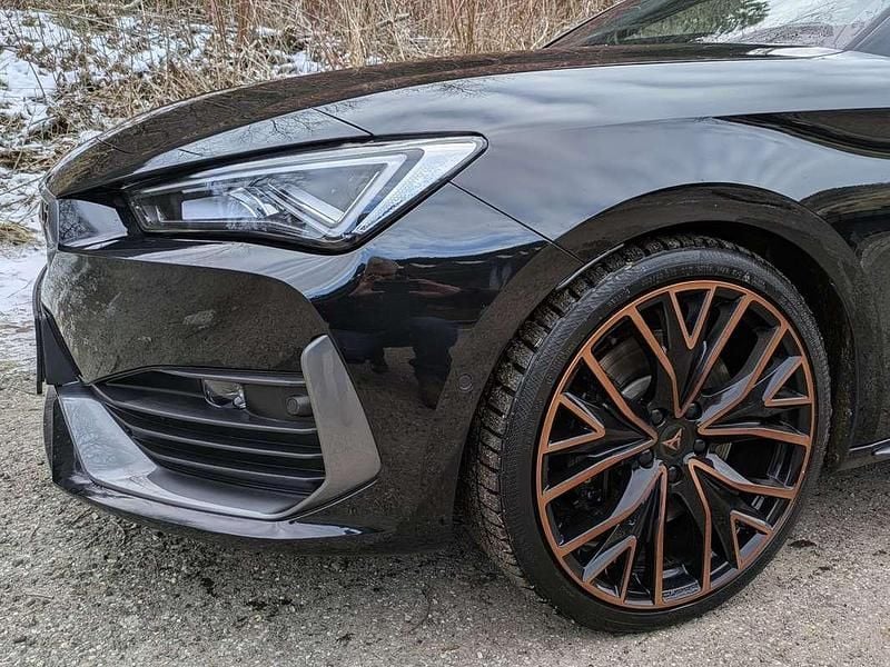 Gebraucht Cupra Leon 245 PS (180 kW) 2022 Schwarz Limousine