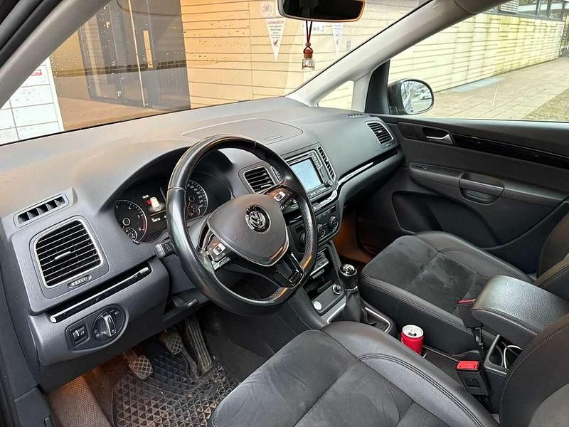 Gebraucht VW Sharan Highline 150 PS (110 kW) 2016 Van / Kleinbus