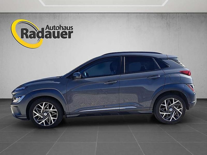 Gebraucht Hyundai Kona 105 PS (77 kW) 2022 Grau SUV