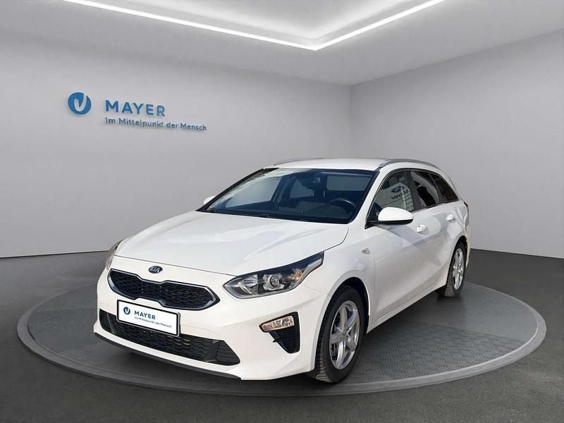 Gebraucht Kia Ceed Sportswagon Silver 140 PS (102 kW) 2021 Weiß Kombi