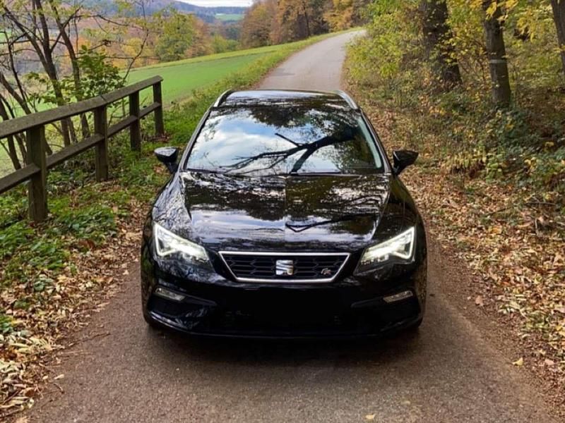 Schwarz Gebraucht 2017 Seat Leon ST FR Kombi | € 14.800 (Fairer Preis) - Bild 1/4