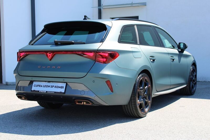 Gebraucht Cupra Leon VZ 272 PS (200 kW) 2024 Mittelgrau  metallicperleffekt Kombi