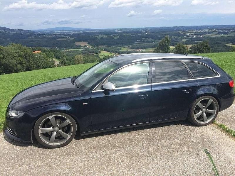 Blau Gebraucht 2009 Audi A4 S-Line Kombi | € 6.900 (Fairer Preis) - Bild 1/4
