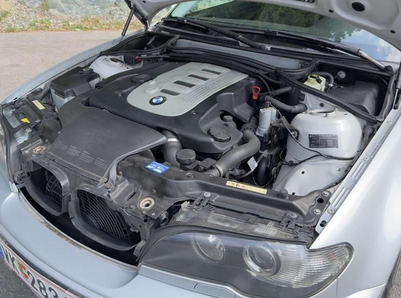 Gebraucht BMW 330 Performance 204 PS (150 kW) 2003 Silber Coupé