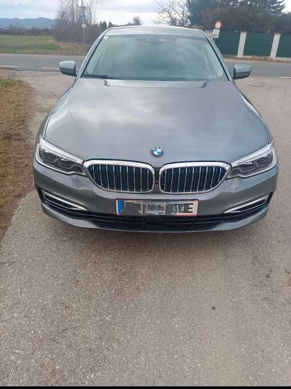 Gebraucht BMW 530 iPerformance 184 PS (135 kW) 2018 Grau Limousine
