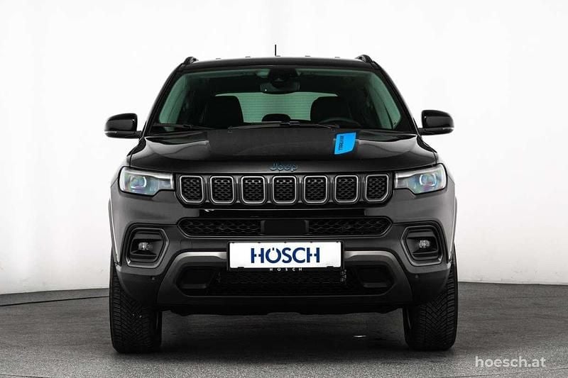 Gebraucht Jeep Compass Trailhawk 241 PS (177 kW) 2024 Schwarz SUV