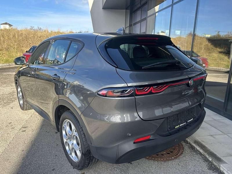 Gebraucht Alfa Romeo Tonale Sprint 131 PS (96 kW) 2023 Grau SUV