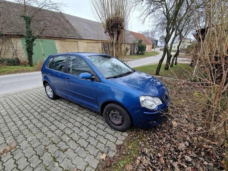 Blau Gebraucht 2007 VW Polo Family Limousine | € 1.300 (Guter Preis) - Bild 1/4