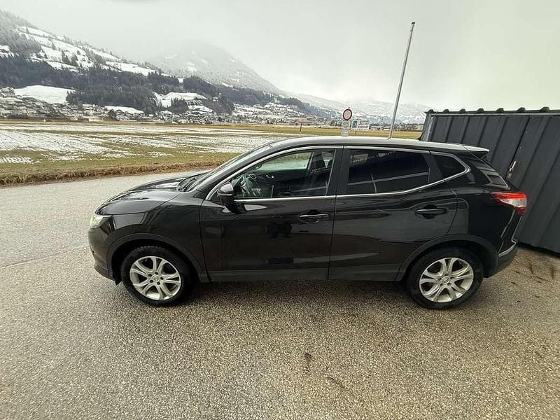 Gebraucht Nissan Qashqai N-Connecta 110 PS (80 kW) 2016 SUV