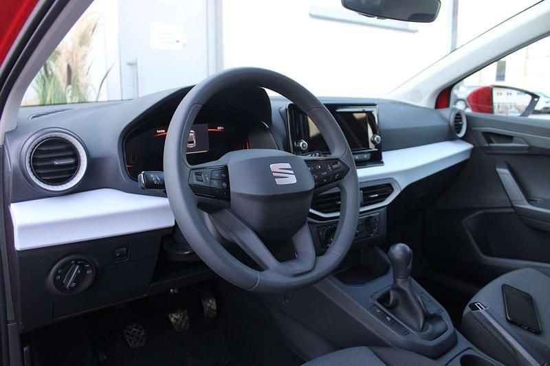 Gebraucht Seat Ibiza Reference 80 PS (58 kW) 2025 Mittelrot  normal Limousine