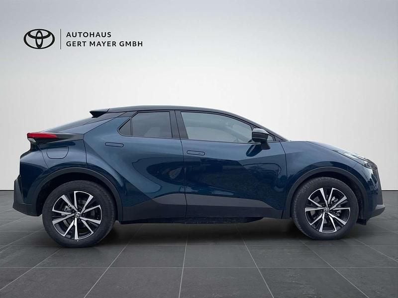 Gebraucht Toyota C-HR Active 223 PS (164 kW) 2025 Blau SUV
