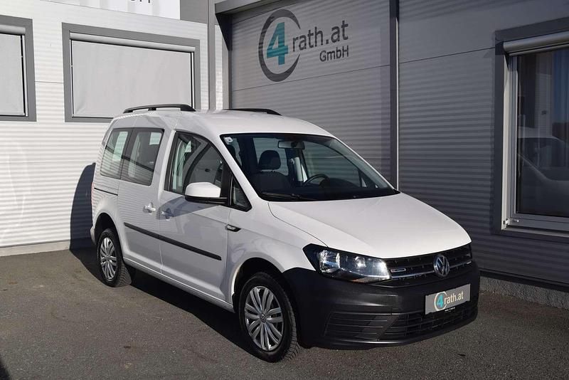 Weiß Gebraucht 2015 VW Caddy Van / Kleinbus | € 11.980 (Etwas zu teuer) - Bild 1/4