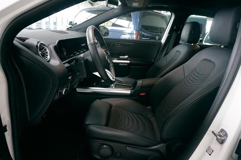 Gebraucht Mercedes EQA300 167 kW (228 PS) 2024 SUV