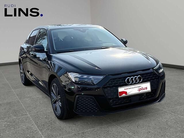 Neu Audi A1 Comfort 95 PS (69 kW) 2026 Schwarz SUV