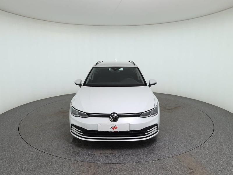 Gebraucht VW Golf VIII Life 116 PS (85 kW) 2024 Weiß Kombi