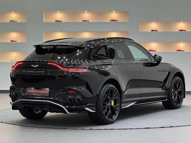 Neu Aston Martin DBX 707 707 PS (519 kW) 2025 Schwarz SUV