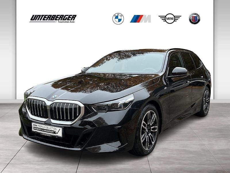 Gebraucht BMW 520 M Sport 197 PS (144 kW) 2025 Schwarz Kombi