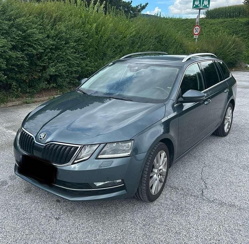 Grau Gebraucht 2018 Skoda Octavia Kombi | € 13.990 (Fairer Preis) - Bild 1/4