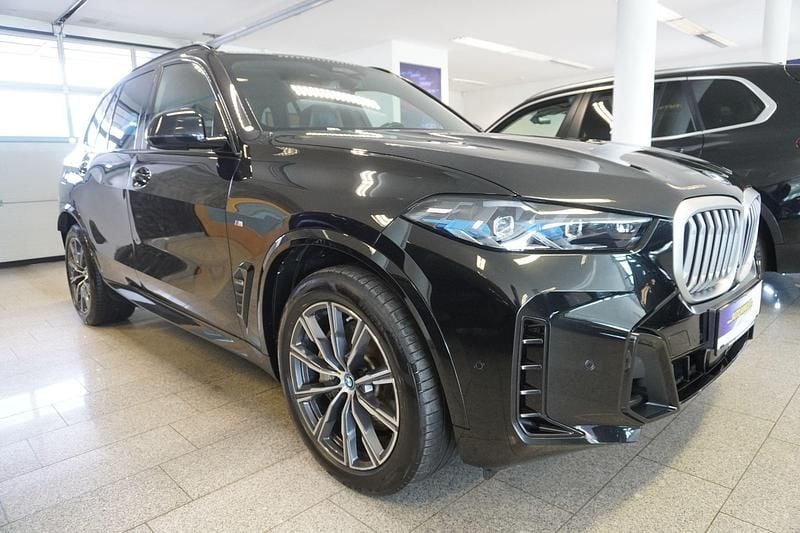 Gebraucht BMW X5 M Sport 489 PS (359 kW) 2024 Schwarz SUV