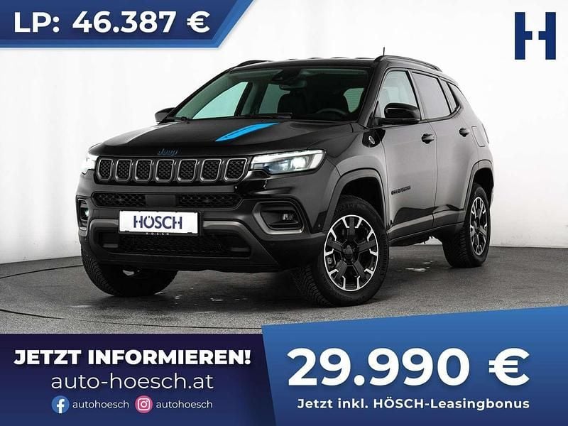 Schwarz Gebraucht 2024 Jeep Compass Trailhawk SUV | € 31.490 (Fairer Preis) - Bild 1/4