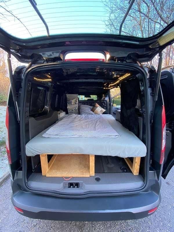 Gebraucht Ford Transit Trend 101 PS (74 kW) 2018 Grau Limousine