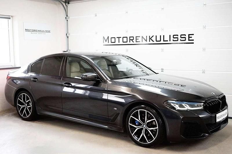 Gebraucht BMW 520 M Sport 190 PS (139 kW) 2021 Grau Limousine