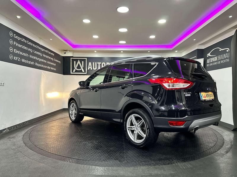 Gebraucht Ford Kuga Trend 150 PS (110 kW) 2014 Schwarz SUV