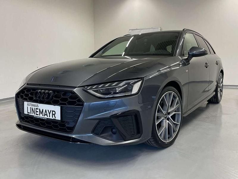 Gebraucht Audi A4 Competition 163 PS (119 kW) 2022 Grau Kombi