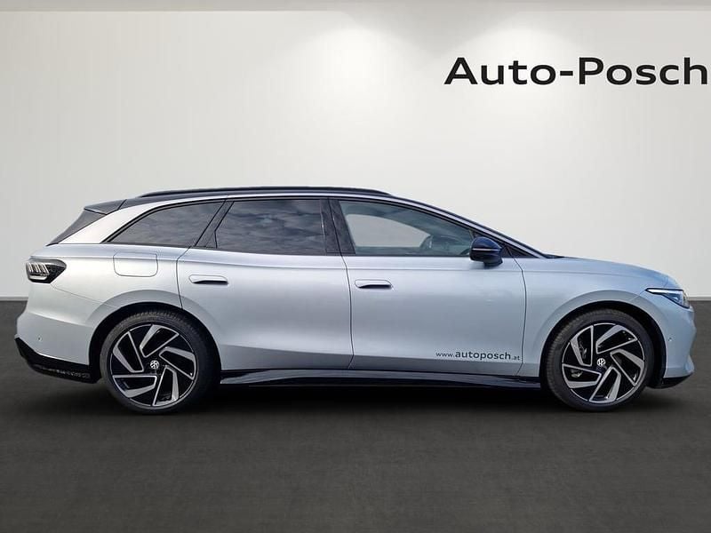 Gebraucht VW ID.7 Pro 210 kW (286 PS) 2025 Silber  normal Kombi