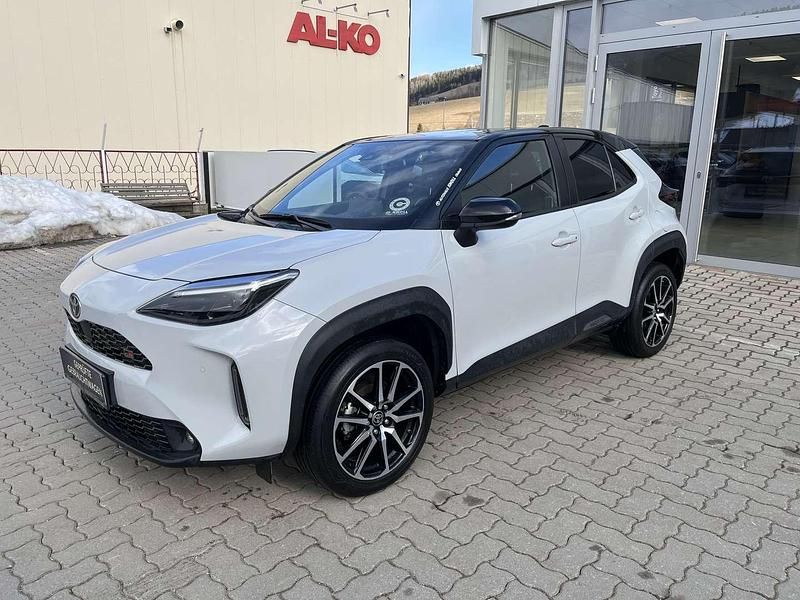 Gebraucht Toyota Yaris Cross Sport 116 PS (85 kW) 2024 Schwarz SUV